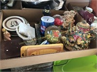 Decorative items, snow globes & small dishes