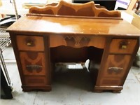 ANTIQUE DRESSER    (NO MIRROR)