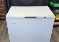 Vintage Med. Size Freezer. Good Working Condition!