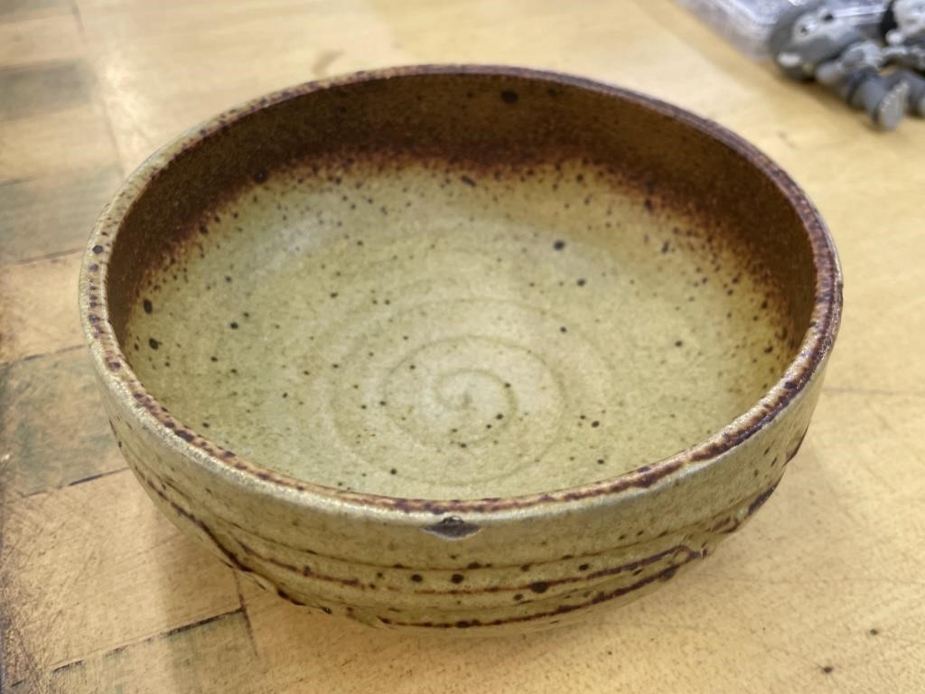 Pottery bowl 2.5" tall