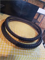 PAIR OF BYCICLE TIRES