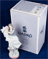 Lladro Porcelain Figurine Over The Threshold MIB