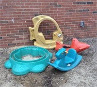 4 Plastic outdoor toddler toys
