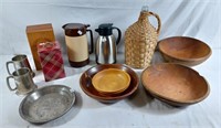 Butter bowls, tea/coffee perks, Mugs, new England