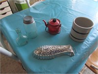 teapot,jar,crock & items