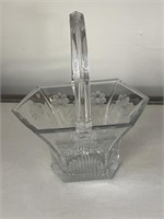 Heisey picket glass basket 11”