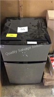 1 LOT WP COMPACT REFRIGERATOR