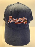 Braves Velcro adjustable ball cap appears in good