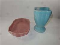 Artistic Potteries Co. Calif 225 and Blue 8in Vase