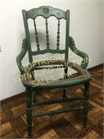 VINTAGE SPINDLE BACK DINIING CHAIR