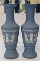 2pc Vntg Avon Greek Design Vases