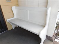 4 FT WOODEN BENCH