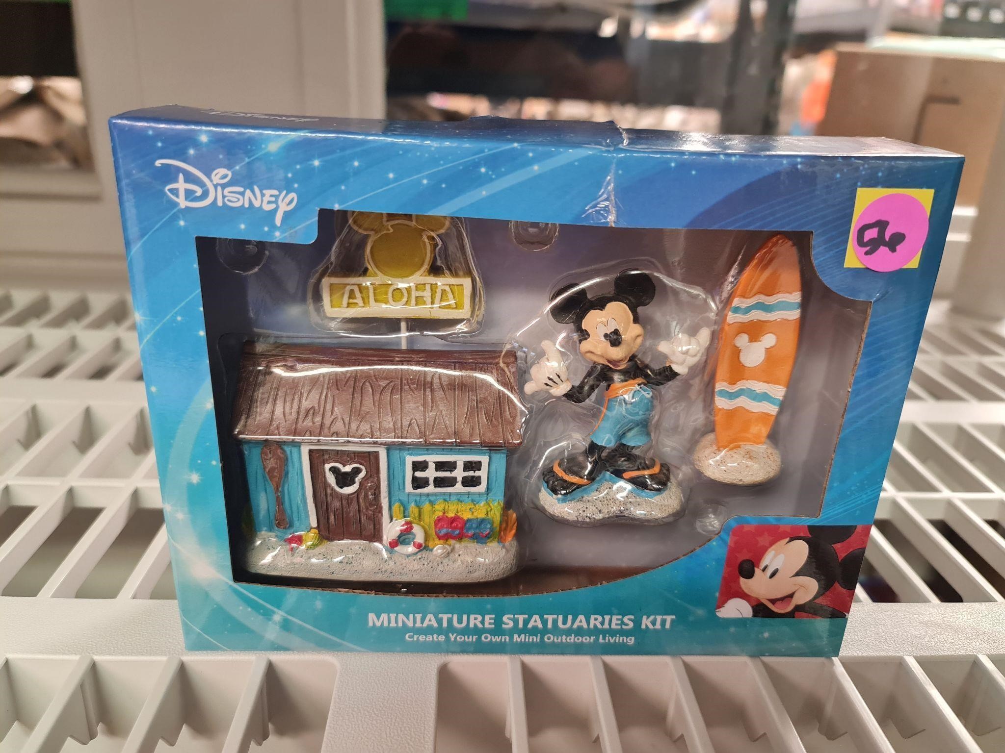 Mickey mini statuaries kit