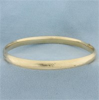 Engraved Hinged 6MM Bangle Bracelet in 14k Yellow