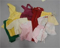 SWEET KNITTED BABY CLOTHES - CLEAN