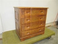 SMALL 4 DRAWER CHEST OF DRAWERS