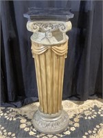 Impressive coloanal column Pedestal with stone top