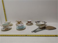 brush, mirror and cups & saucers