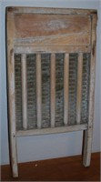 ANTIQUE WASHBOARD