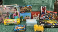 1 LOT ASSORTED TOYS INCLUDING SCOOTER BARBIE, HOT