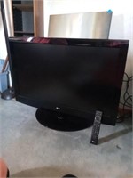 42 INCH LG TV WITH REMOTE