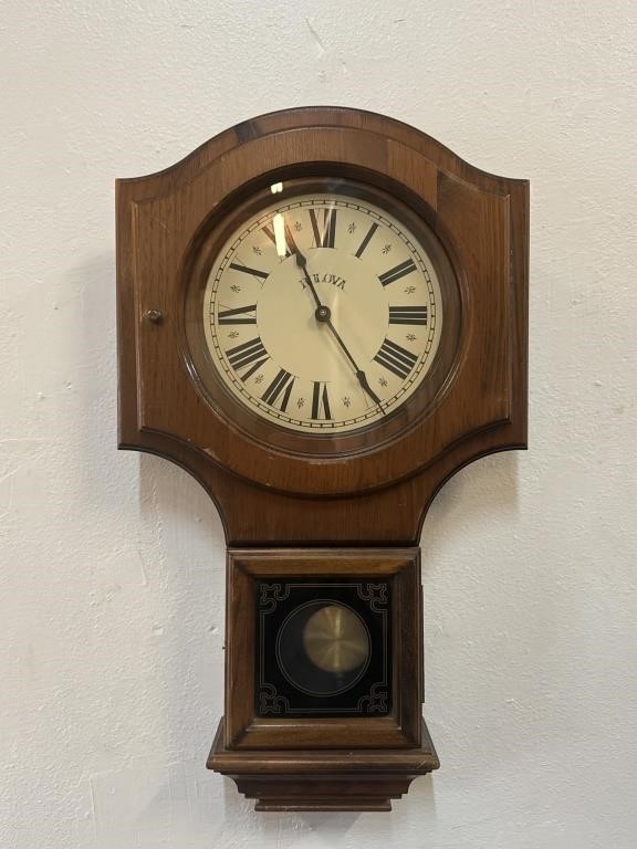 Bulova School House Wall Clock Works Well