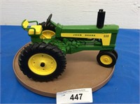 Ertl JD 530 Tractor, NF, no box, 1/16 scale