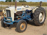 Ford 4000 tractor with 4cyl gas, 10 speed trans.