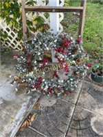 Wreath 25" base