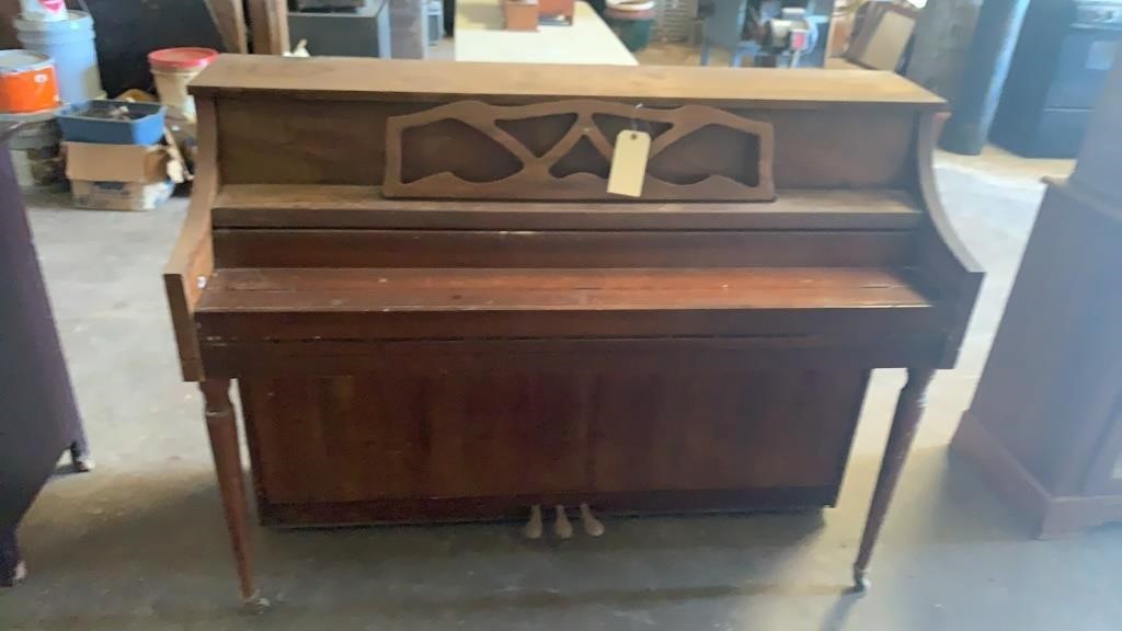 Conn Piano