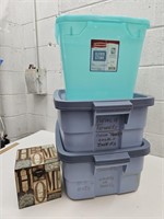 2- 10gal Totes,30 qt  Tote & Home Decor Box