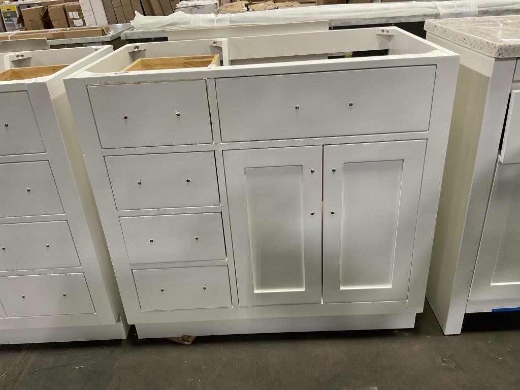 36IN SINGLE WHITE VANITY CABINET WITH 4 DRAWERS