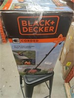 Black and Decker - 2 in 1 Landscape edger and
