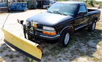 2000 Chevy S10 Pickup w/ Plow