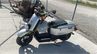 09 Yamaha Scooter 50 cc (parts only)