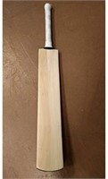 36IN CRICKET BAT WITH CARRYING BAG SIMILAR TO