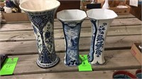 3 Blue Delft vases