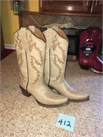 Size 10 Cream Circle G Cowgirl Boots