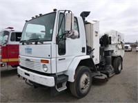 2007 Freightliner FC-80 S/A Street Sweeper