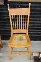 PRESSED BACK CAIN SEAT CHAIR