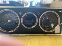 VINTAGE DASH CLUSTER