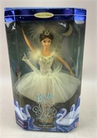 Vintage Mattel Barbie "Swan Lake Swan Queen"