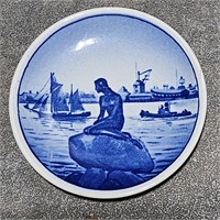 Small royal Copenhagen plate