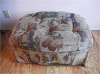 29"x 23"x 13" Upholstered Padded Ottoman
