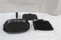 Bialetti 11"cast  grill pan, 8.75" grill pan with