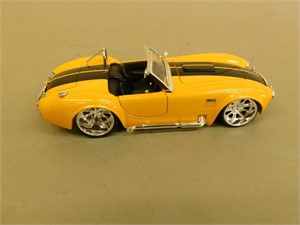1965 427 Shelby Cobra 1:24 scale Die Cast Car