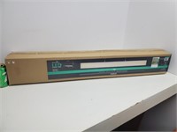 Lustre intégré à LED Greenchoice en boîte