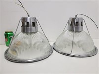 2 lampes ancien industriel