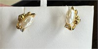 PEARL EARINGS GOLD TONE