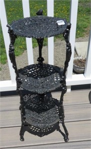 3 tier metal plant stand